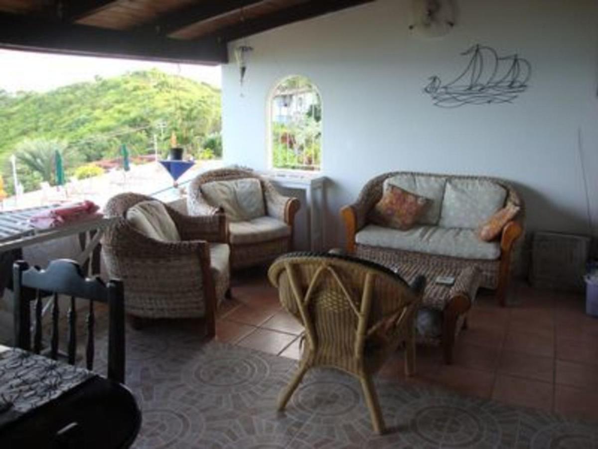 Attractive 2-Bed Apartment Stunning Sea View Dickenson Bay Kültér fotó